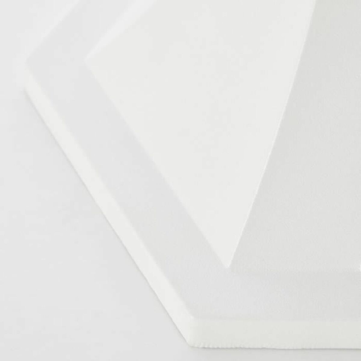 V6H2E948F046E461990A833D2F3B7CD04D2R2771584P5