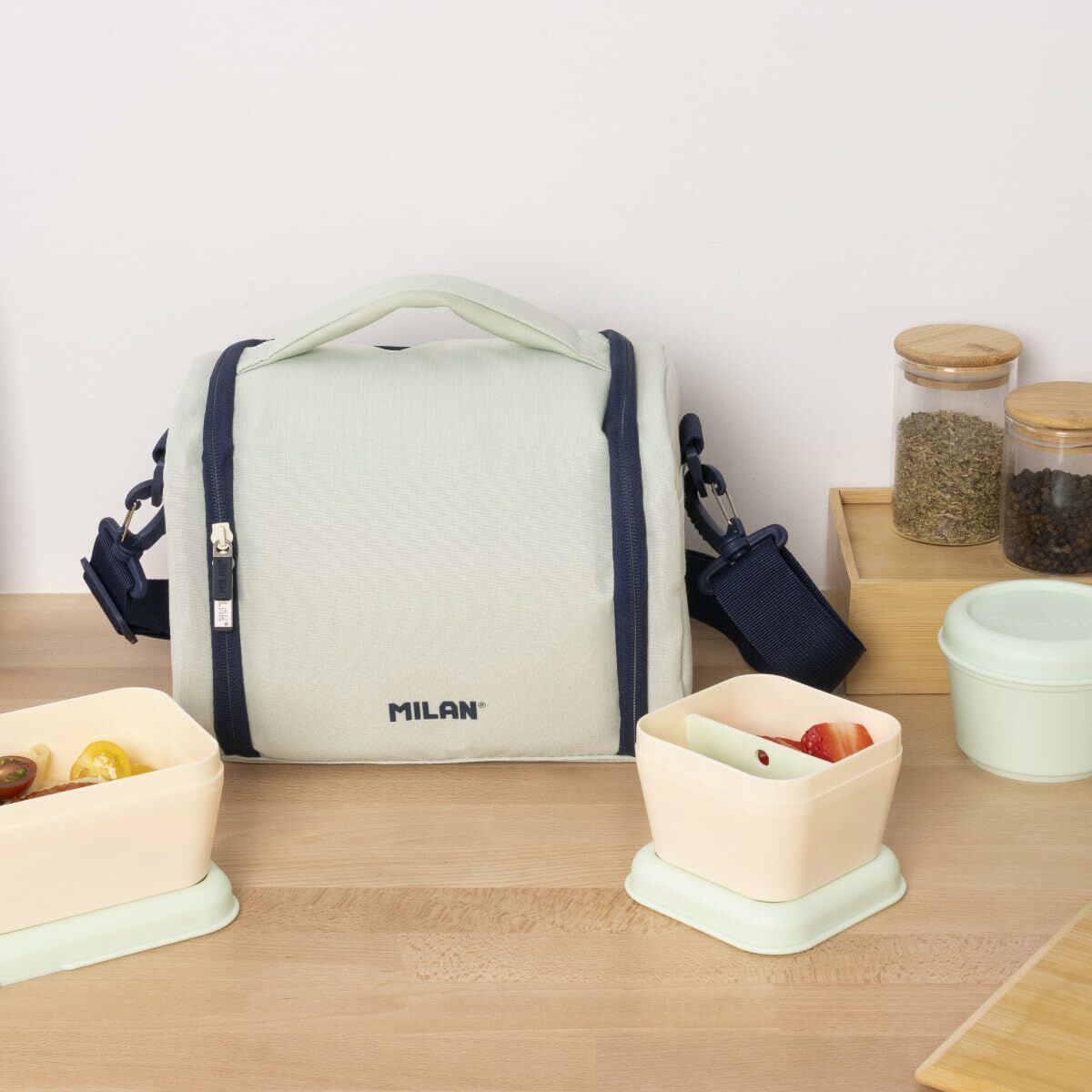 V3H1C7196EEFF09BBDCCA1C6BB83C7624ADR6205358P5