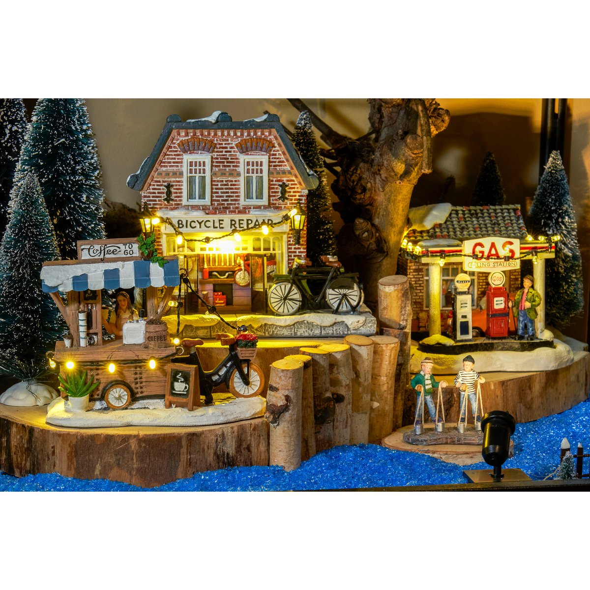 LuVille Weihnachtsdorf Miniatur-Kaffee zum Mitnehmen – L14 x B8 x H11 cm