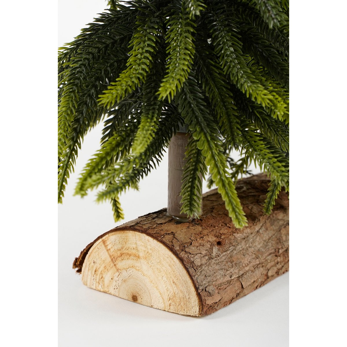 Deko-Baumstamm mit künstlichen Weihnachtsbäumen – L80 x H40 cm – Grün